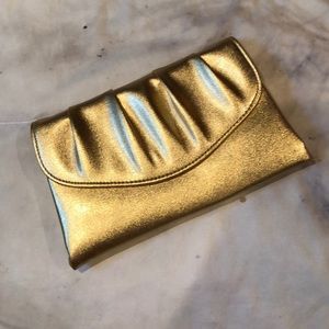 Gold clutch